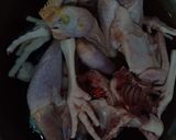 Foto langkah ke 1 dari resep Ayam Pejantan Goreng Garing.