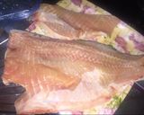 Hình bước làm 1 của món Cá chép giòn xào cần tỏi