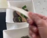A picture of step 3 of Soba Noodles with Chicken, Winter Melon Soup.