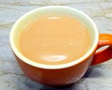 A picture of step 4 of Karakdar chai maska mar.