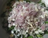 A picture of step 3 of Broken rice Upma.