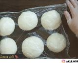 صورة لخطوة 3 من وصفة خبز التميس الأفغاني بأنواعه سادة ومحشي جبن في البيت