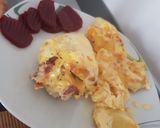 Krumpliágyon sült töltött csirkemell, holland szósszal recept fázis 7 fotója