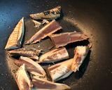 Foto langkah ke 1 dari resep Tumis Cakalang kemangi.