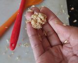 A picture of step 2 of Mulo Diye Mug Dal.