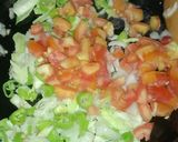 બર્ગર પિઝા(Burger pizza recipe in Gujarati) રેસીપી સ્ટેપ1ફોટો
