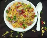 A picture of step 3 of Bombay mix bhel.