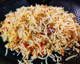 A picture of step 4 of Egg fried rice with leftover rice.