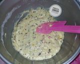 Foto langkah ke 5 dari resep Bolu Kukus Pisang Mekar No Telur No Mixer.