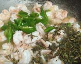 A picture of step 2 of Prawns angara karahi.