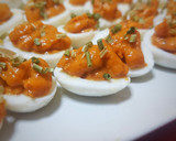 Foto del paso 4 de la receta: Huevos de codorniz rellenos de sobrasada vegana y miel