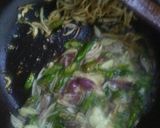 Foto langkah ke 5 dari resep Tumis Kangkung Teri Nasi.