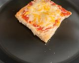 બ્રેડ પીઝા (Bread Pizza Recipe In Gujarati) રેસીપી સ્ટેપ2ફોટો