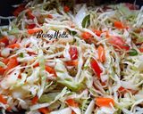 A picture of step 2 of Cabbage-Carrot-Potato Stir-fry.