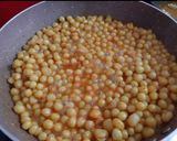 A picture of step 1 of Pani Puri.