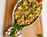 A picture of step 3 of Makhana Bhel.