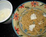 Foto del paso 2 de la receta: Fideos flash a los 3 quesos