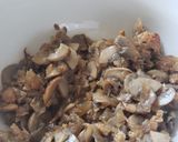 A picture of step 1 of Rice 🍚 & Mushrooms 🍄 😋.