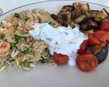 Foto del paso 6 de la receta: Arroz chino con berenjenas caramelizadas, tomates asados y aliño de yogur