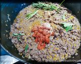 Foto del passaggio 2 della ricetta Ragù di Cinghiale a Lunga Cottura
