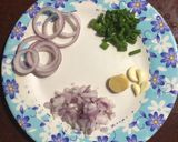 A picture of step 2 of Cabbage Manchurian.