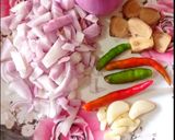 हरे बैंगन आलू की मसाला करी सब्ज़ी (Hare baingan aloo ki masala curry sabzi recipe in Hindi) रेसिपी चरण 2 फोटो