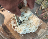 Foto del paso 4 de la receta: Falso arroz de coliflor con rape, gambas y alcachofas