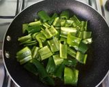Foto del paso 2 de la receta: Sopa de pimiento verde y tomate