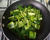 Foto del paso 2 de la receta: Sopa de pimiento verde y tomate