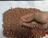 A picture of step 4 of Chocolate Peanut Chikki.
