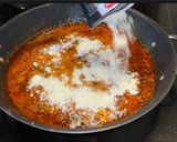 Foto del paso 6 de la receta Pollo con tomate en aceite y parmesano