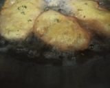 A picture of step 3 of Kurkure Potato Fritters.