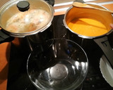 Foto del paso 7 de la receta: Sopa de marisco con rape y langostinos