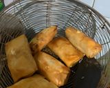Foto langkah ke 6 dari resep Dimsum Goreng Keju.