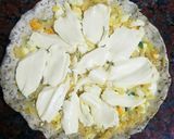 Foto del paso 3 de la receta: Tarta de cebolla, queso y algo más!
