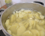 Foto del paso 1 de la receta: Pastel de papas 😋 🇨🇱