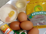 Bolu Ketan Hitam Keju Lumer