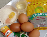 Foto langkah ke 1 dari resep Bolu Ketan Hitam Keju Lumer.