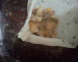 A picture of step 5 of Potli samosay.