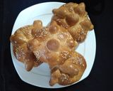 Foto del paso 11 de la receta: Pan de muerto (comercial)