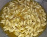 Foto langkah ke 2 dari resep Keripik Keju Kulit Lumpia.