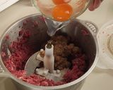 Foto langkah ke 3 dari resep Botok Daging Sapi Saffron.