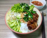 A picture of step 4 of Bún Thịt Nướng (Vietnamese Grilled Pork with Vermicelli).