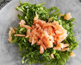 Foto del paso 2 de la receta: Tostas gratinadas de salmón ahumado