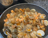 Foto del paso 7 de la receta: Macarrones con gambita y almeja