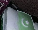 A picture of step 5 of Flag cake.