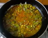 पावट्याच्या शेंगांची भाजी (Pavtachya Shenganchi Bhaji Recipe In Marathi) रेसिपी स्टेप 3 फोटो 
