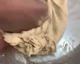 A picture of step 4 of Chupri Roti.
