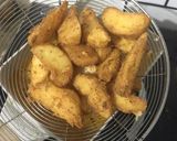Foto langkah ke 3 dari resep Potato Wedges.