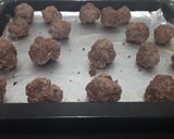 A picture of step 3 of Meatballs.
